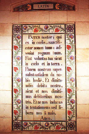 El Latín, lengua sagrada de la Santa Iglesia Católica Apostólica y Romana. 