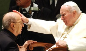 Juan Pablo II con su amigo, el criminal P. Maciel