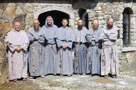 Franciscanos de la Inmaculada, misericordiados con la fusta