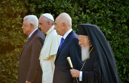 Bartholomaios_I Shimon_Peres-Francisco_Mahmoud_Abbas_Pentecostés_Roma_8_V_2014_20h