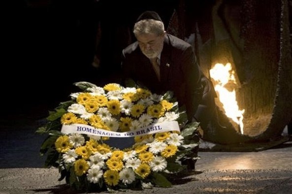 El ex presidente de Brasil, Luiz Inácio Lula Da Silva también hizo sus deberes.