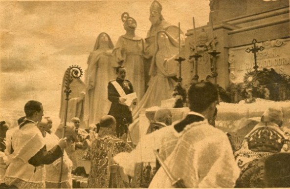 123114_1434_biografadel4