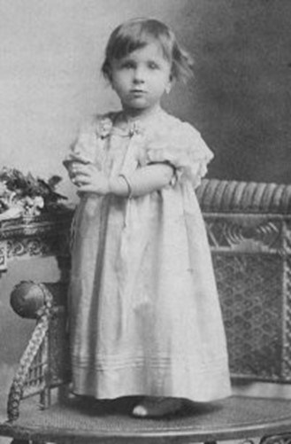 SANTA TERESITA DE JESÚS DE LOS ANDES NIÑA